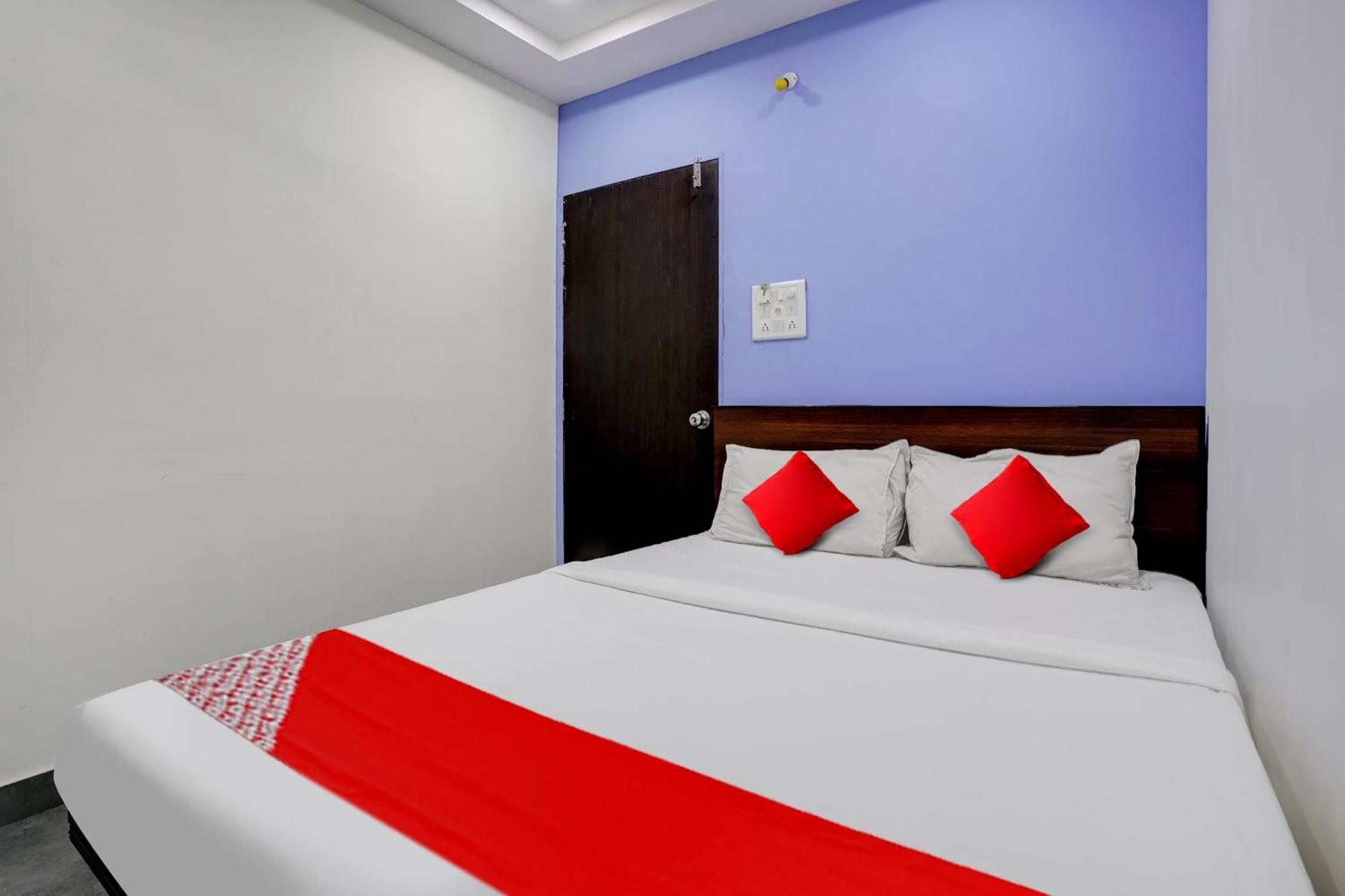 Hotel O Ashwi Нави Мумбаи Экстерьер фото